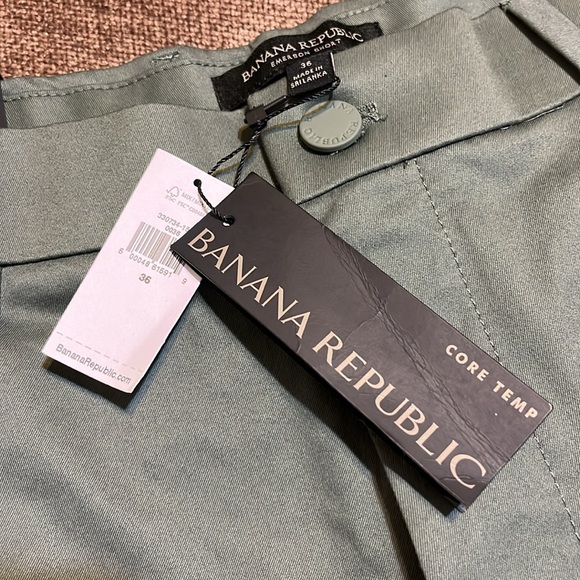 NWT Banana Republic 11” Green Emerson Shorts - Size 36 - Picture 3 of 6